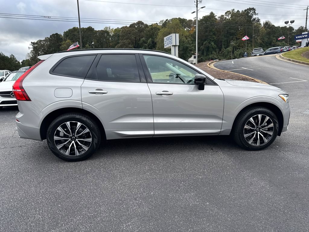 Certified 2025 Volvo XC60 B5 Core w/ Climate Package image 7