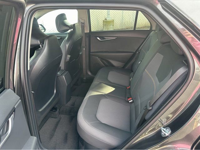 Certified 2025 Kia Niro LX image 16