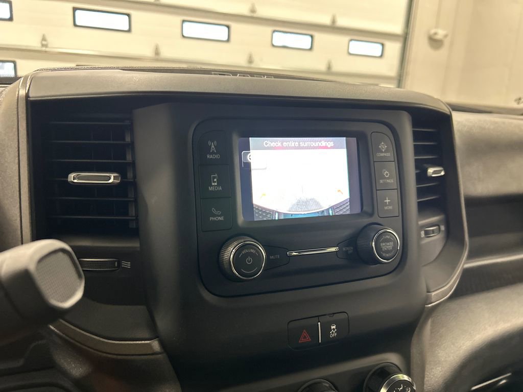 Used 2024 RAM 3500 Tradesman w/ Chrome Appearance Group image 22