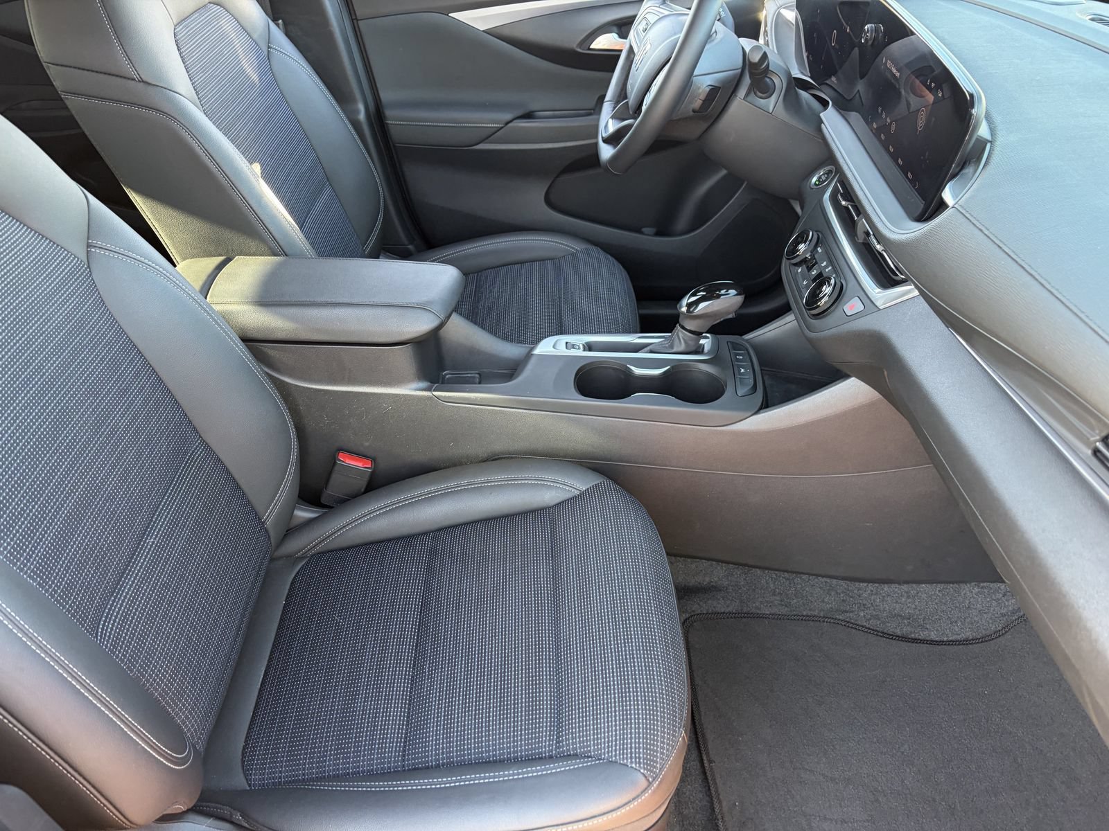 Certified 2024 Buick Envista Preferred w/ Convenience I Package FWD image 12