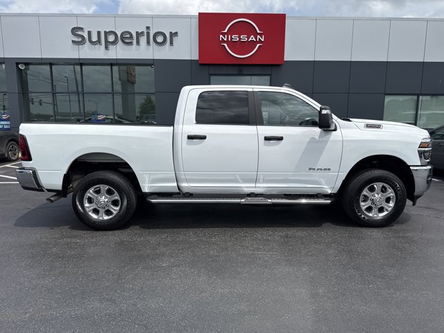 Used 2025 RAM 2500 Big Horn AWD/4WD image 2