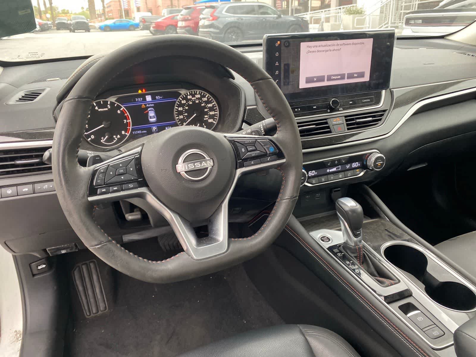 Used 2024 Nissan Altima 2.0 SR FWD image 10