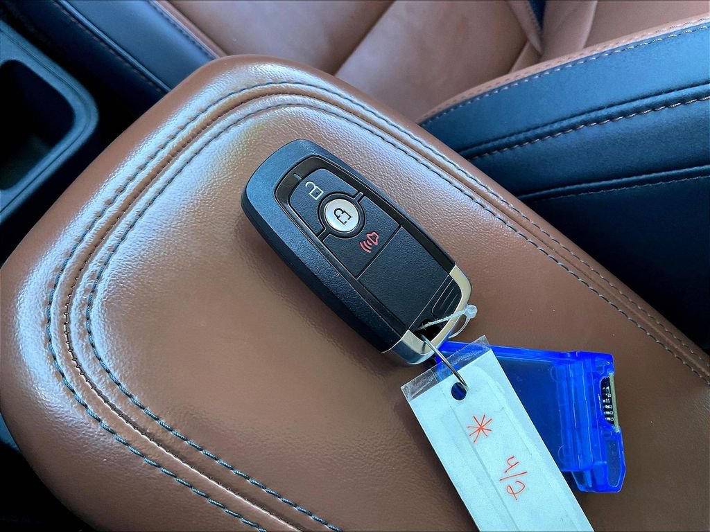 Used 2023 Ford Maverick Lariat w/ Lariat Luxury Package image 28