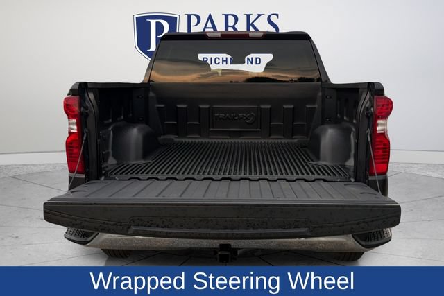 Used 2023 Chevrolet Silverado 1500 LT AWD/4WD image 19