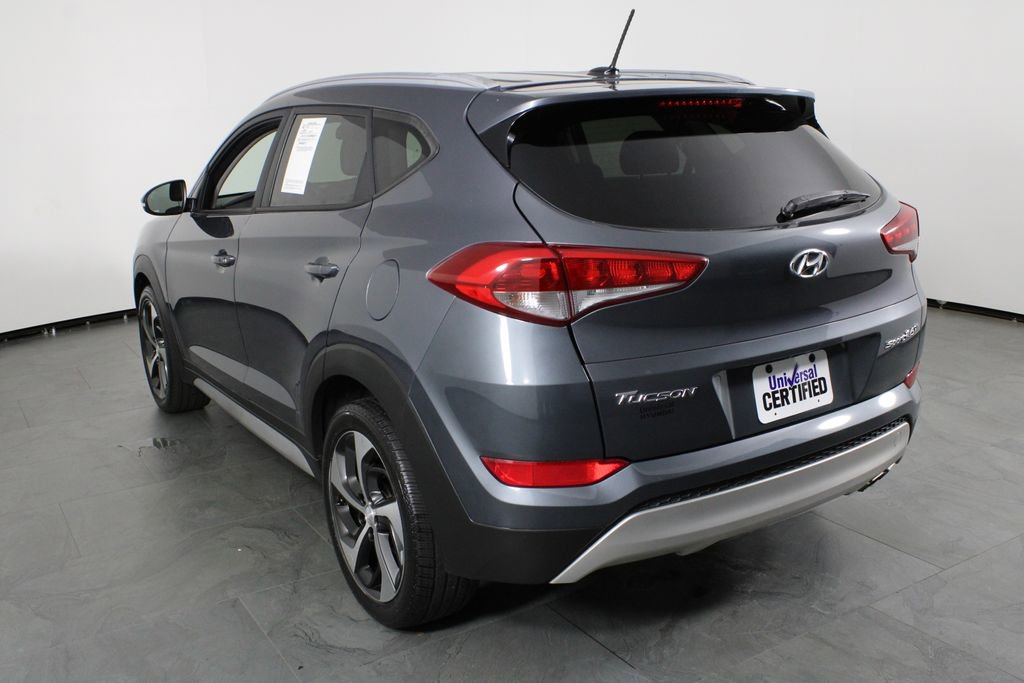 Used 2017 Hyundai Tucson Sport image 4
