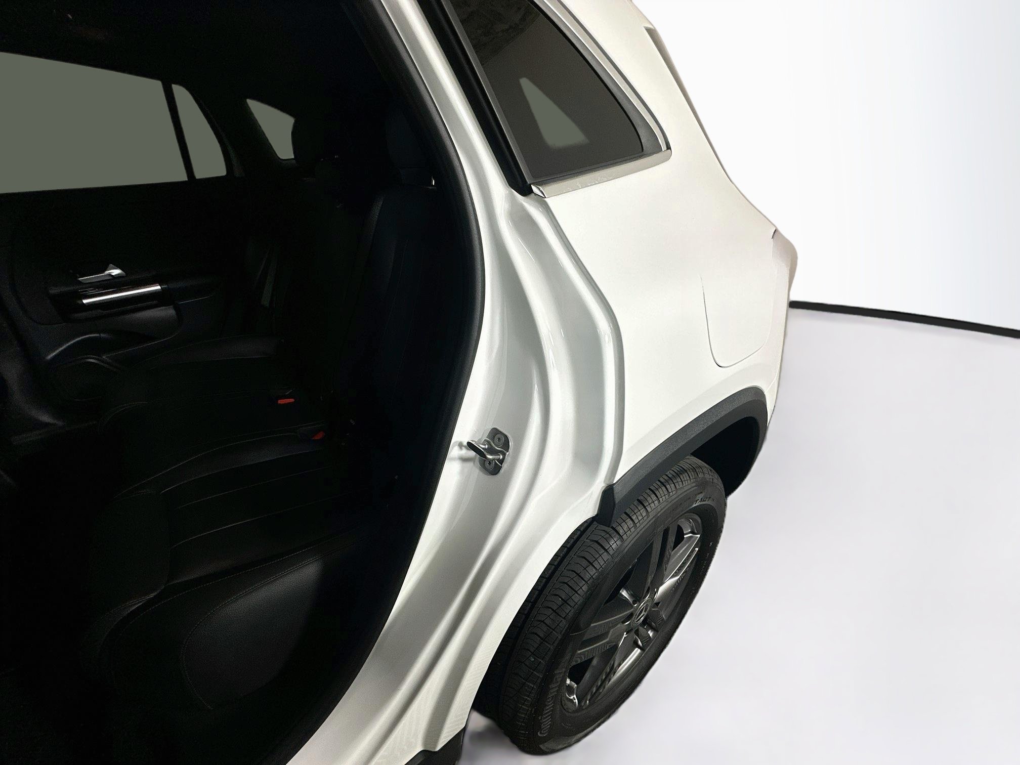 Used 2024 Mercedes-Benz GLA 250 image 26
