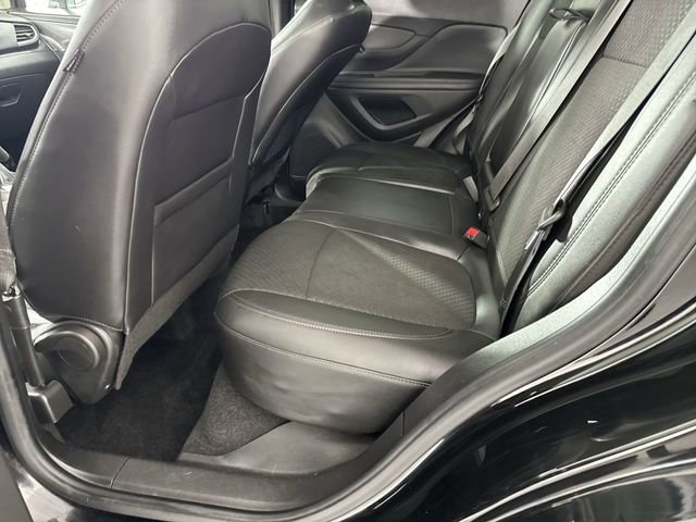 Used 2021 Buick Encore Preferred w/ Safety Package image 21