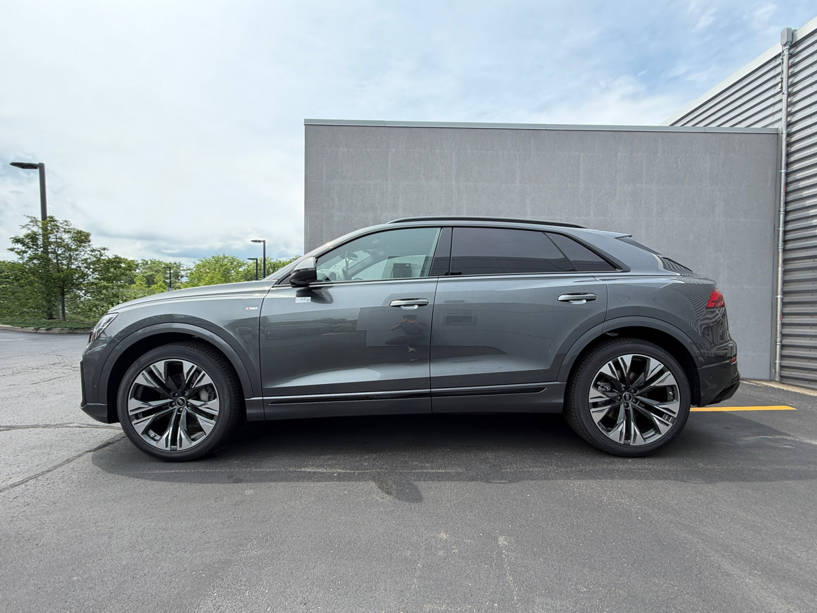 New 2026 Audi Q8 Premium Plus AWD/4WD image 2