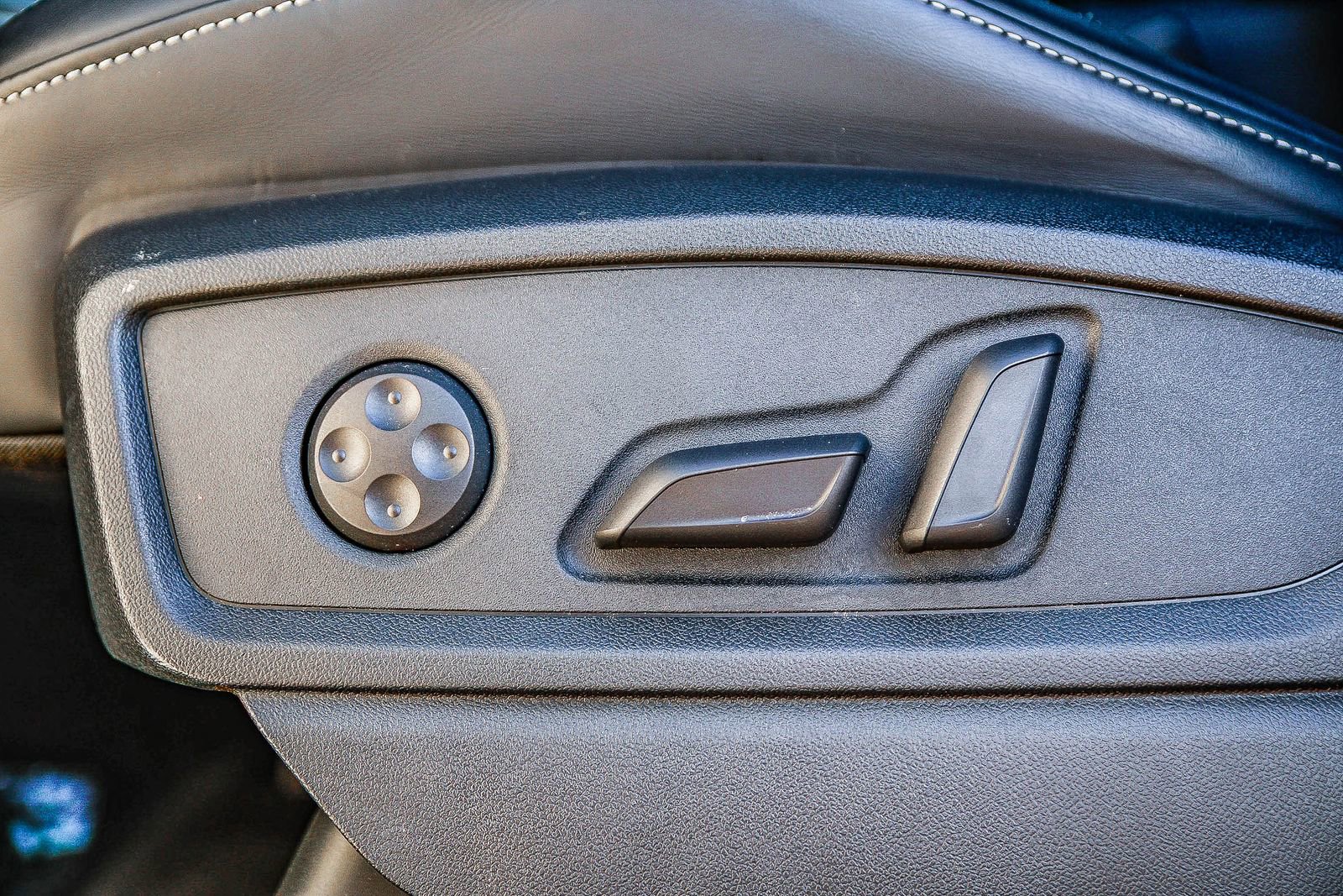 Used 2024 Audi SQ5 Premium Plus image 22