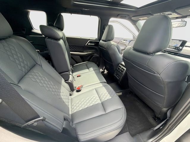 Used 2025 Mitsubishi Outlander SEL Black Edition AWD/4WD image 33