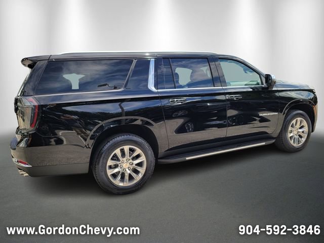 New 2025 Chevrolet Suburban Premier image 7