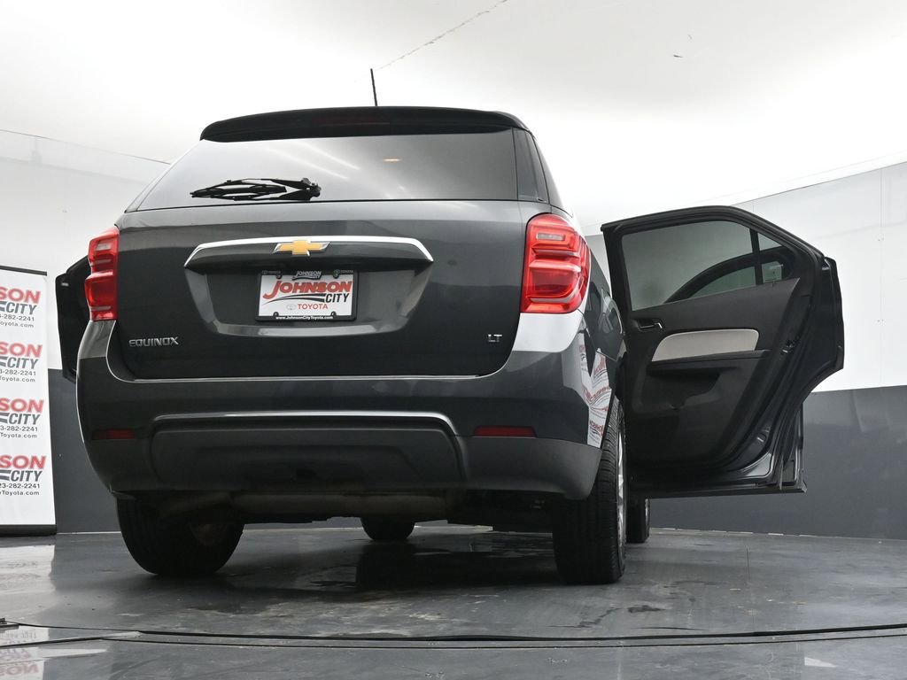 Used 2017 Chevrolet Equinox LT image 43