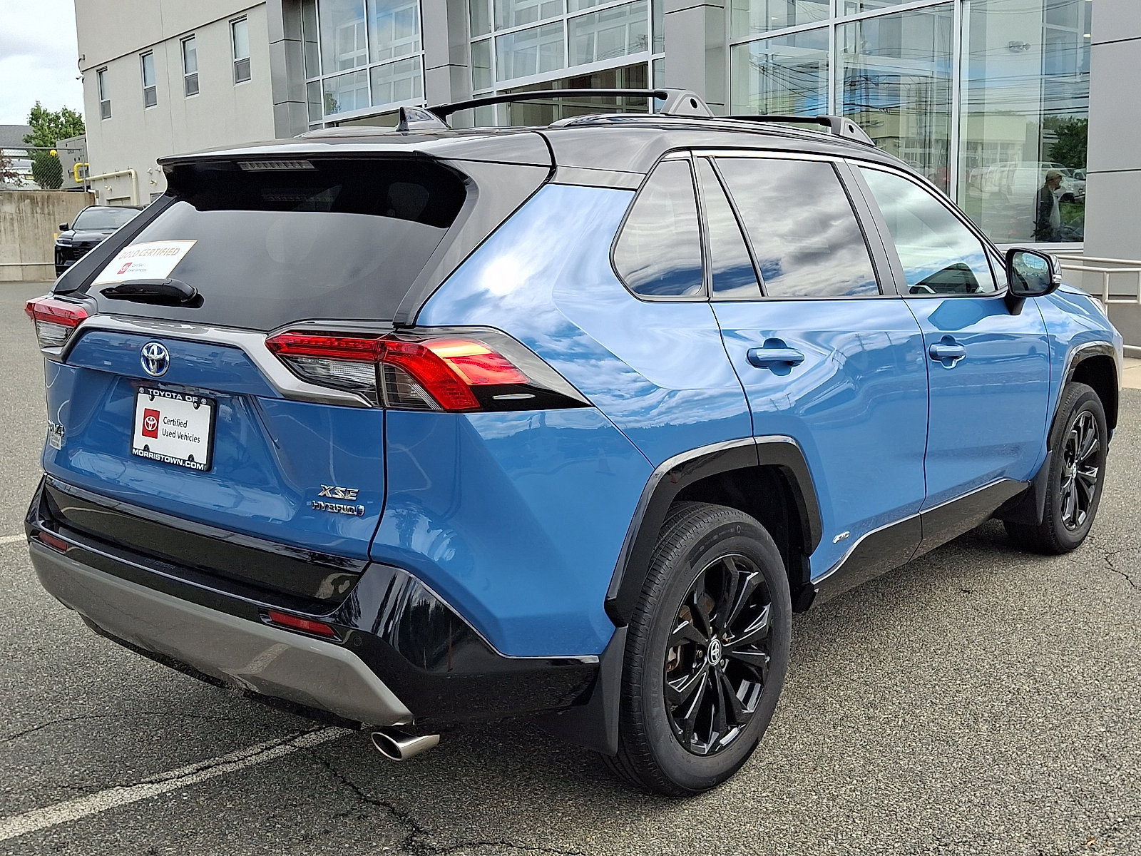 Certified 2024 Toyota RAV4 XSE w/ Advanced Technology Package AWD/4WD image 6