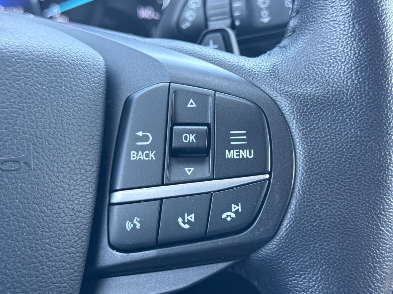 Used 2020 Ford Explorer XLT w/ Equipment Group 202A AWD/4WD image 27