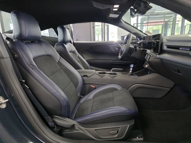 Used 2025 Ford Mustang Dark Horse RWD image 24