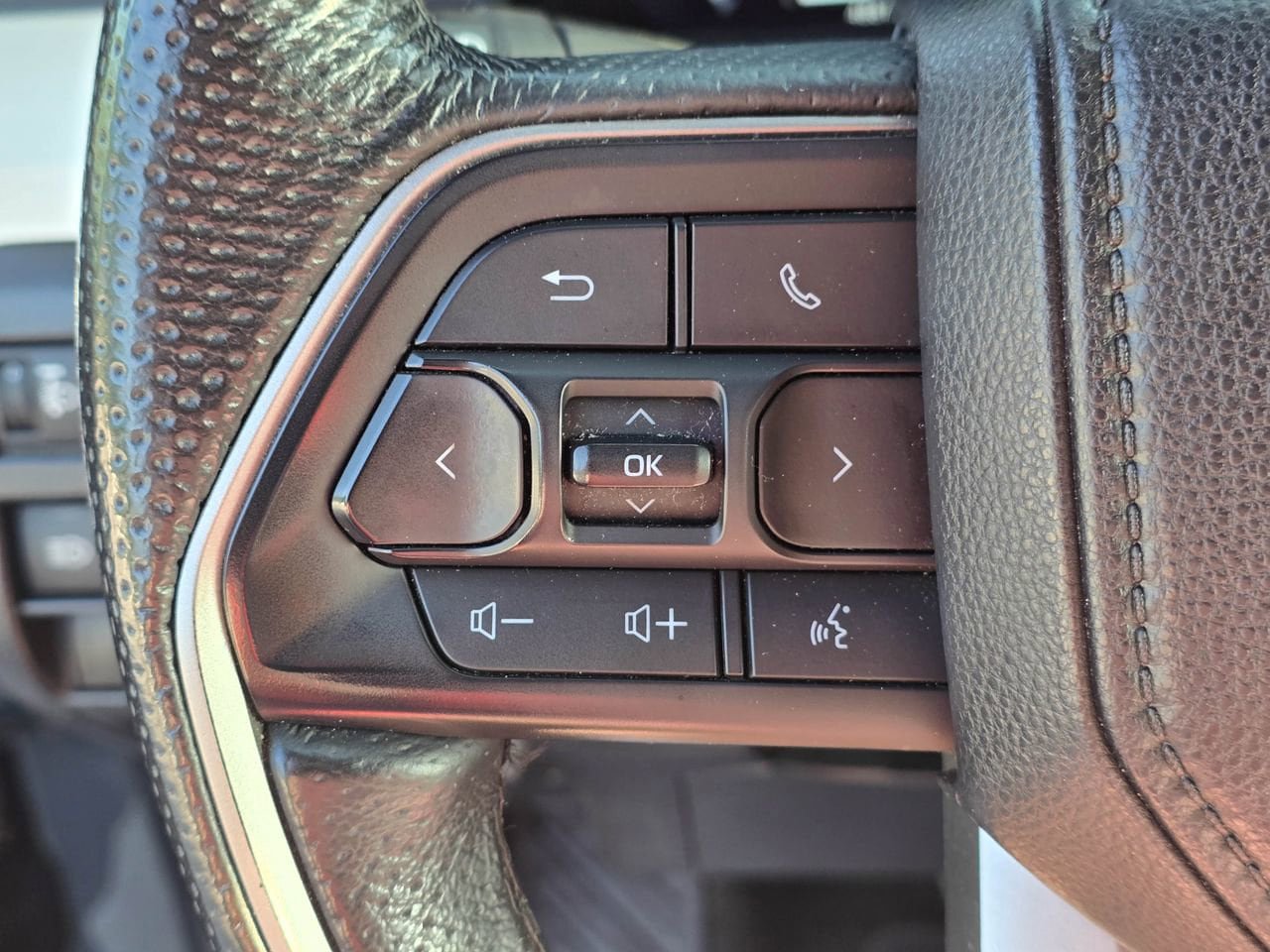 Used 2024 Toyota Tacoma TRD Off-Road image 19