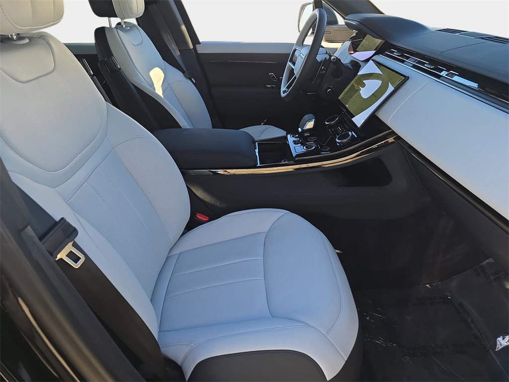 Certified 2023 Land Rover Range Rover Sport SE Dynamic image 12