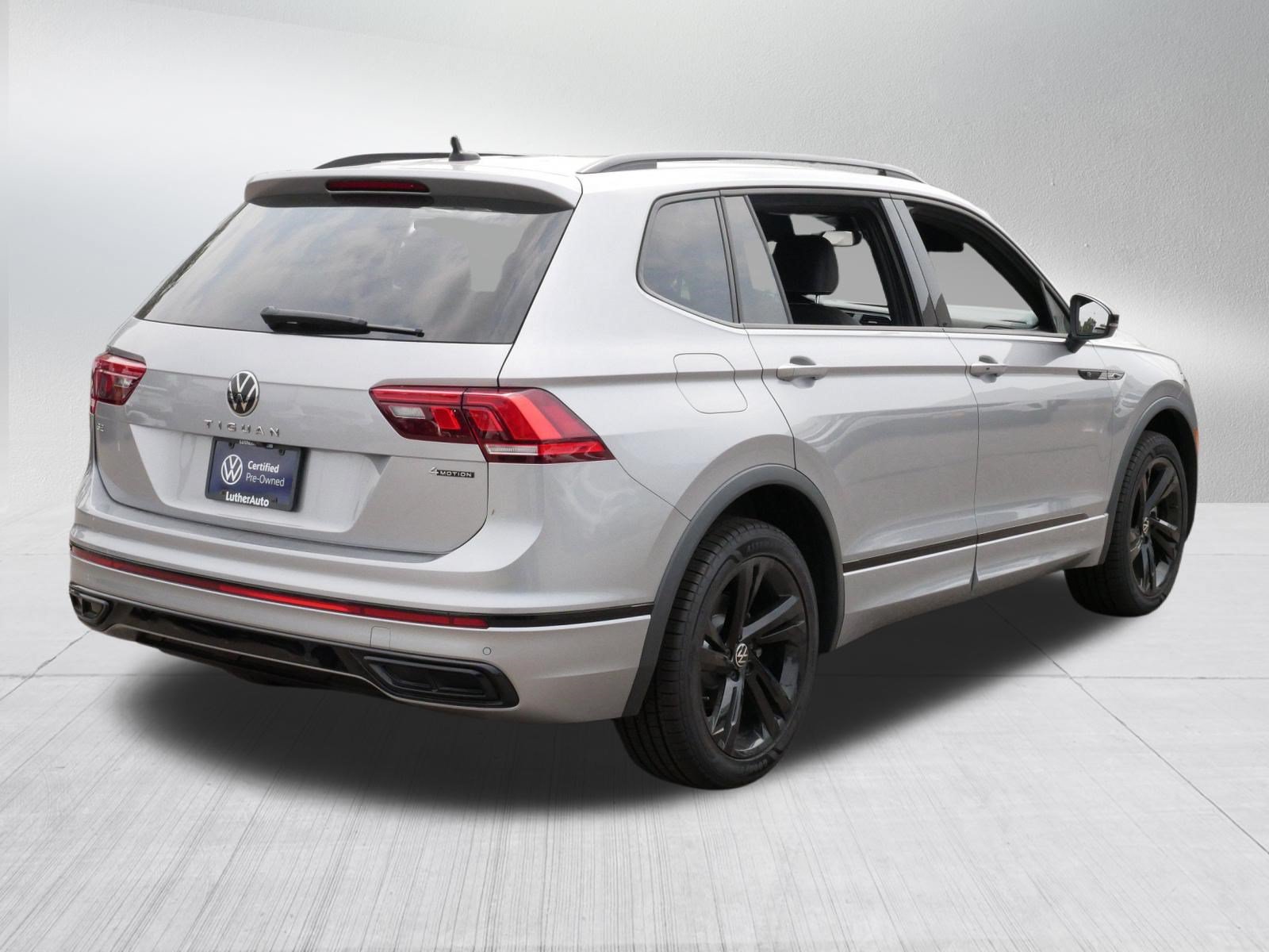 Certified 2023 Volkswagen Tiguan SE R-Line AWD/4WD image 7