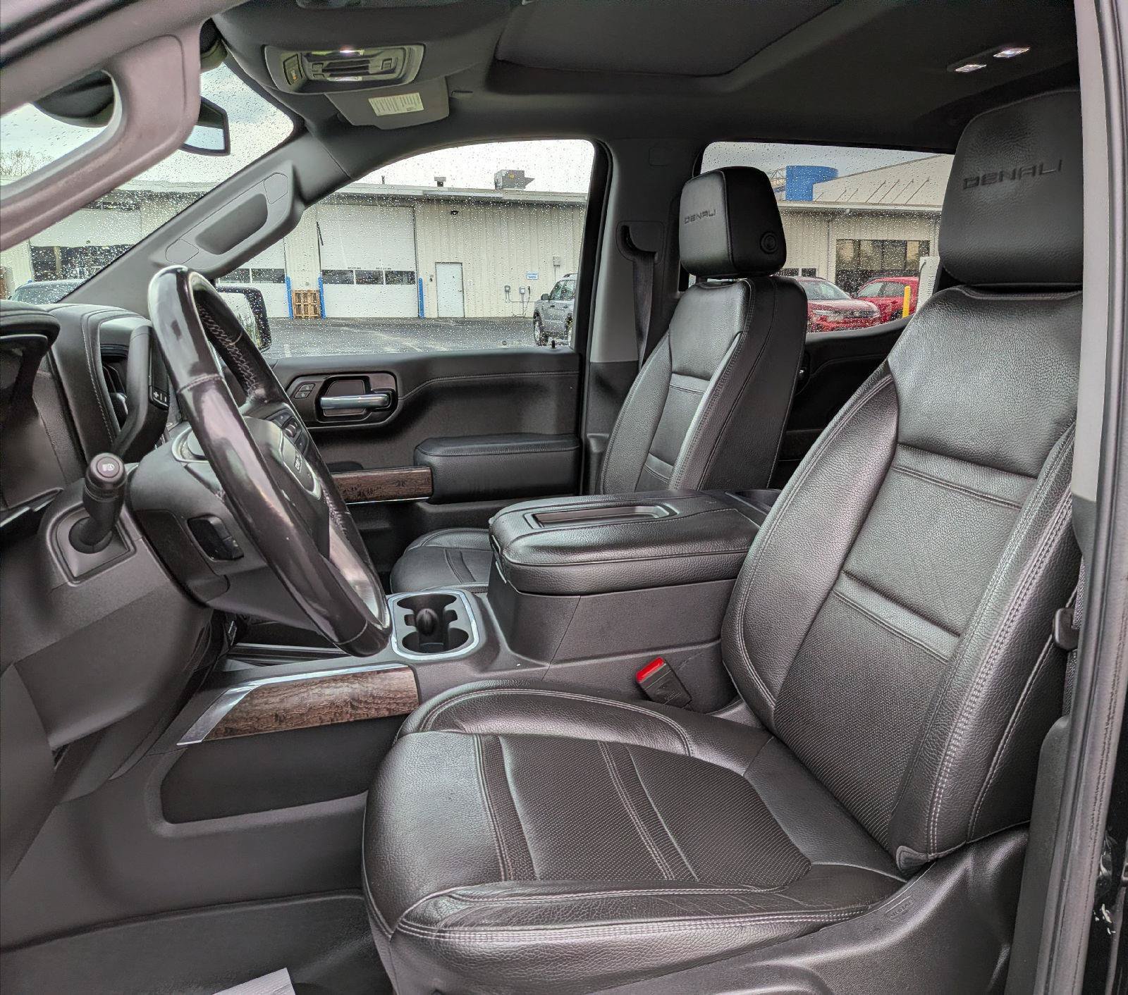 Used 2021 GMC Sierra 1500 Denali w/ Denali Premium Package AWD/4WD image 11