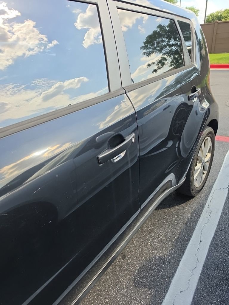 Used 2015 Kia Soul + FWD image 3