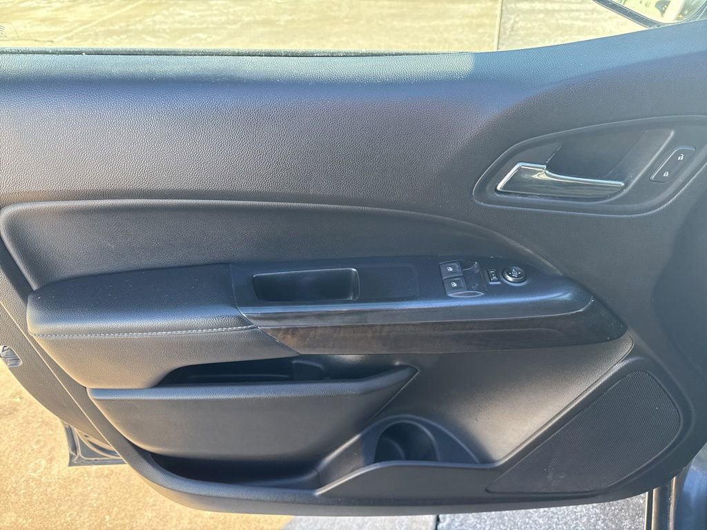 Certified 2017 GMC Canyon SLE w/ SLE Convenience Package image 26