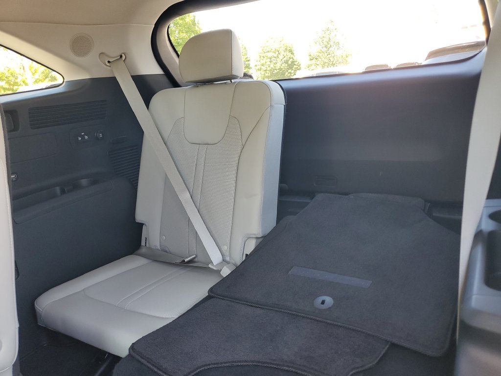 Used 2023 Kia Sorento SX AWD/4WD image 16