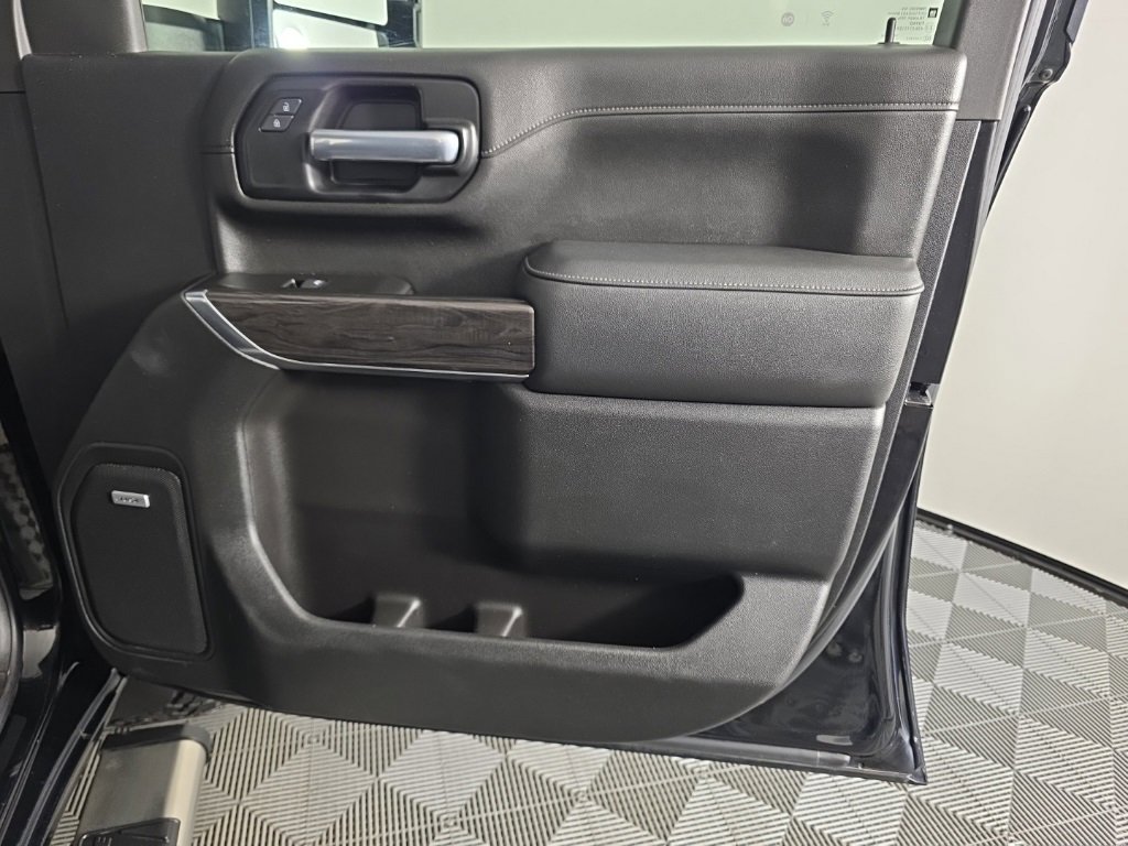 Used 2021 Chevrolet Silverado 2500 LTZ w/ LTZ Plus Package image 43