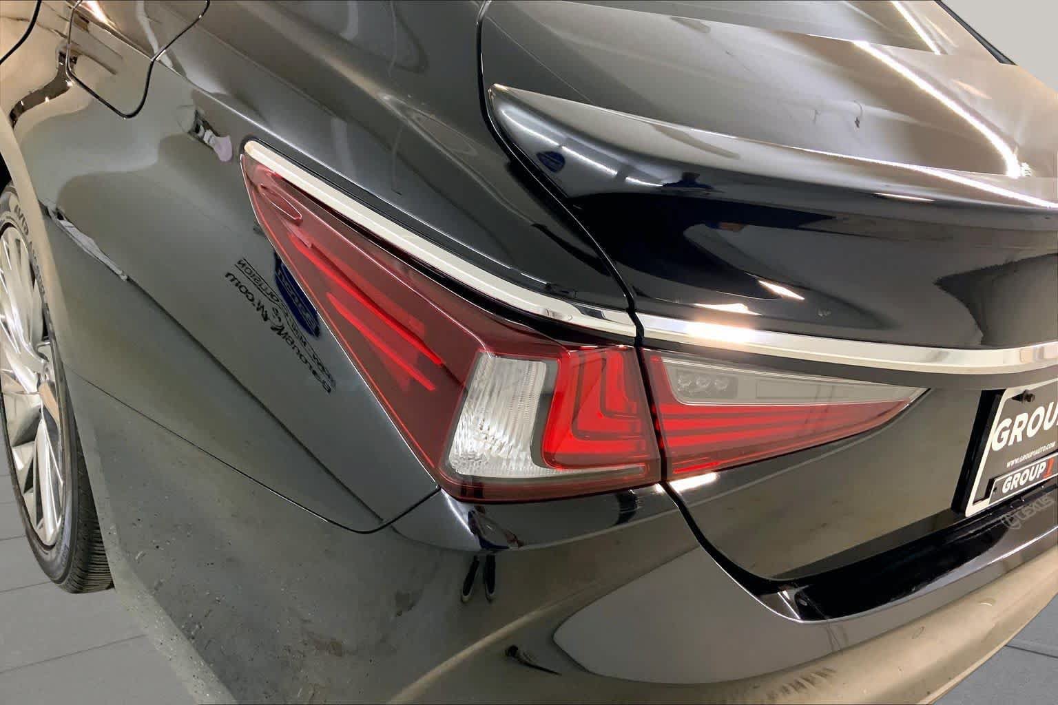 Used 2024 Lexus ES 350 Ultra Luxury FWD image 28