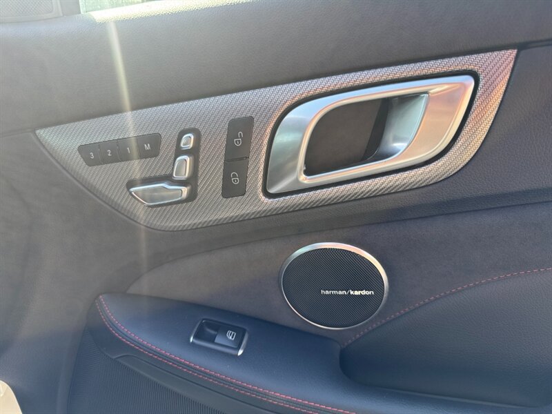 Used 2017 Mercedes-Benz SLC 43 AMG image 29