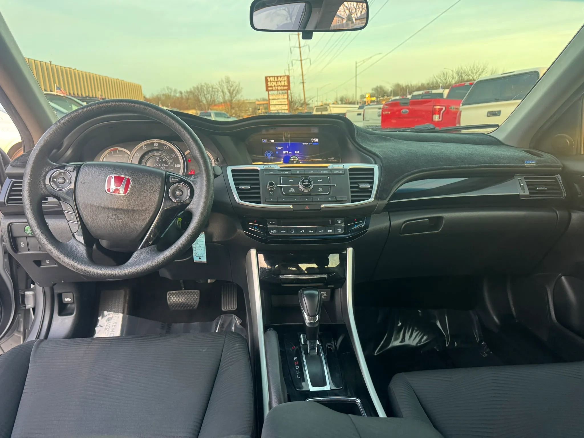 Used 2016 Honda Accord LX image 11