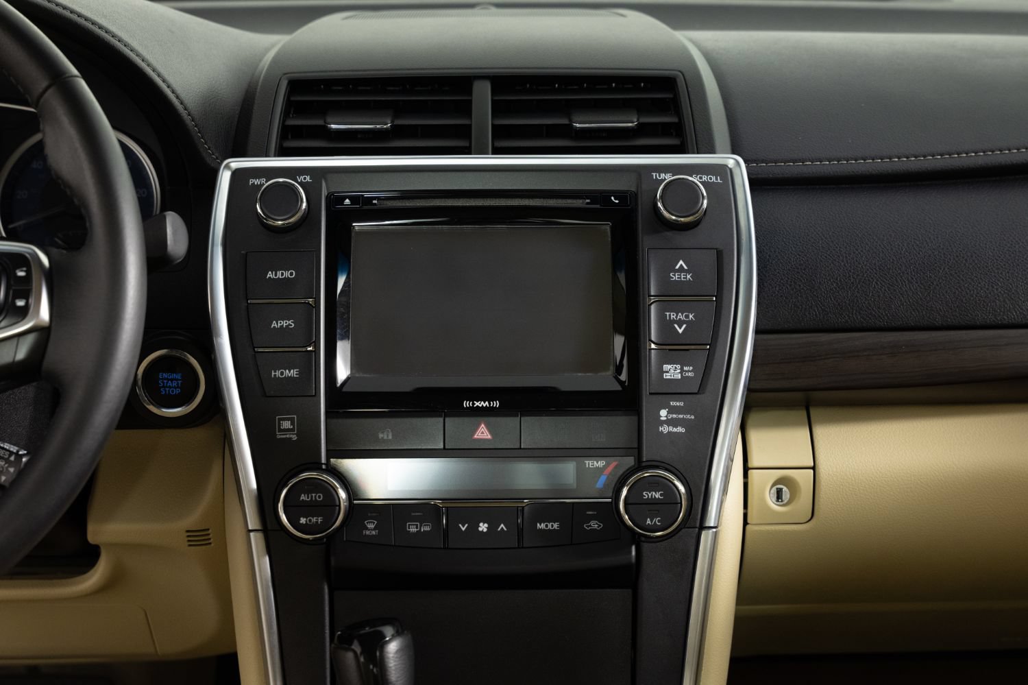 Used 2017 Toyota Camry XLE w/ Advanced Technology Package FWD image 33