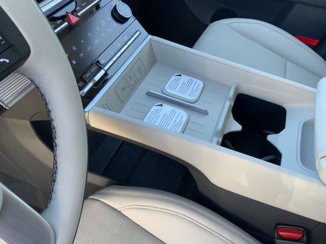 New 2026 Hyundai Santa Fe Calligraphy image 8