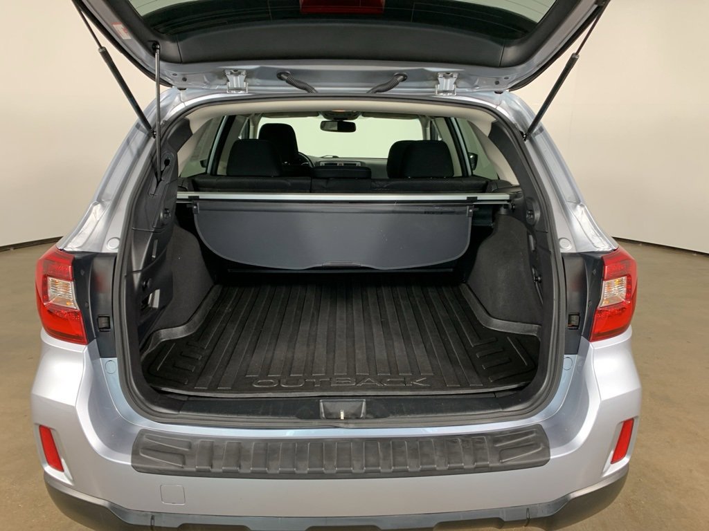 Used 2016 Subaru Outback 2.5i Premium image 14