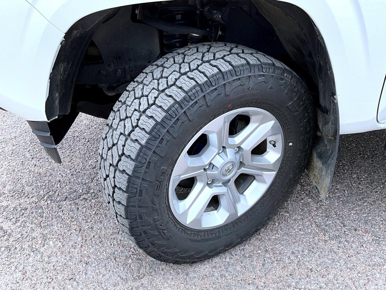 Used 2022 Toyota Tacoma SR AWD/4WD image 23