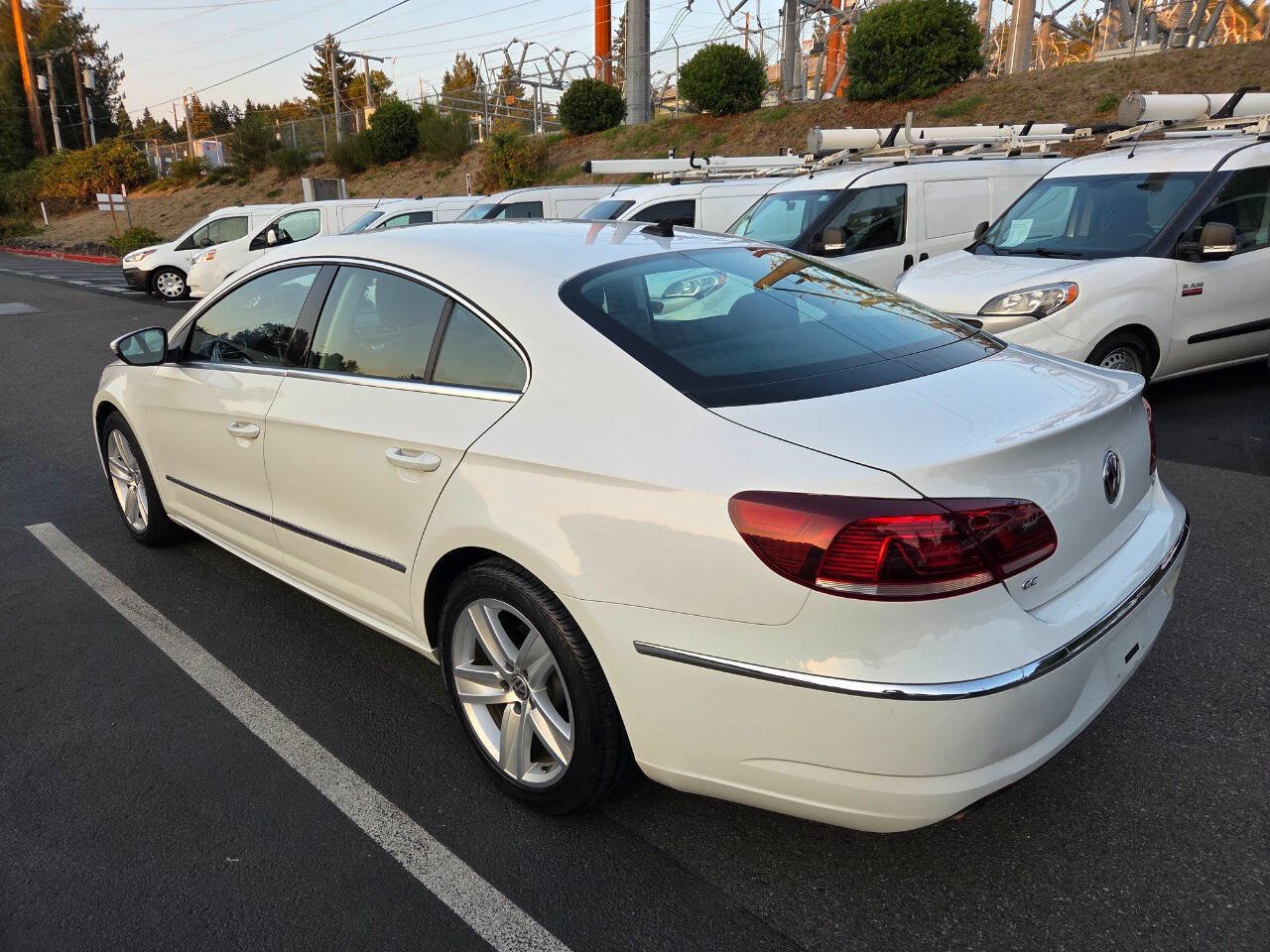 Used 2017 Volkswagen CC Sport FWD image 5