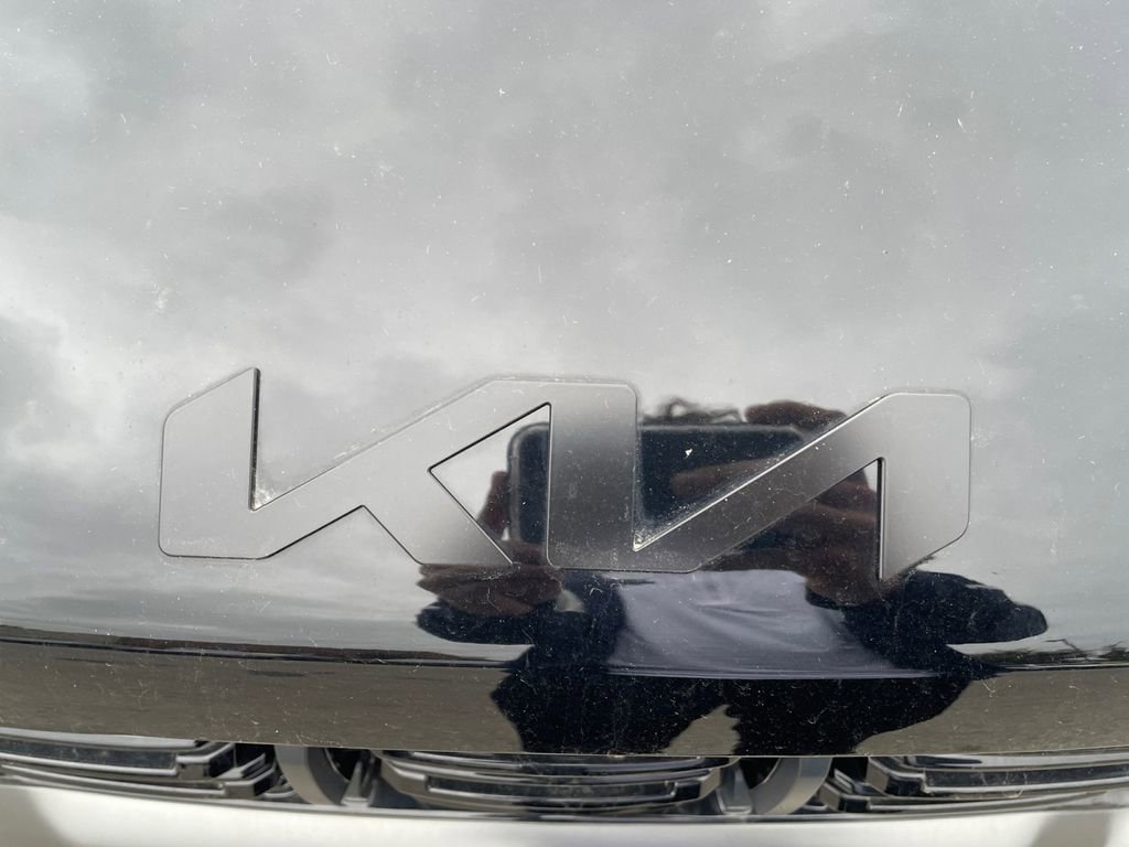 Used 2025 Kia Sorento SX Prestige image 23