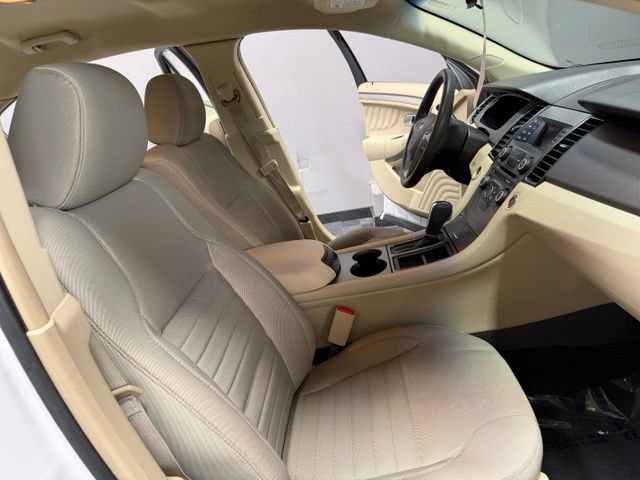 Used 2013 Ford Taurus SE FWD image 23