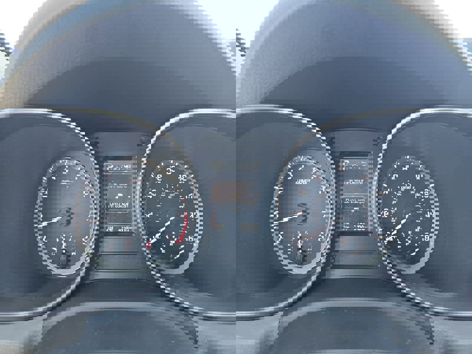 Used 2017 Hyundai Santa Fe Sport image 30