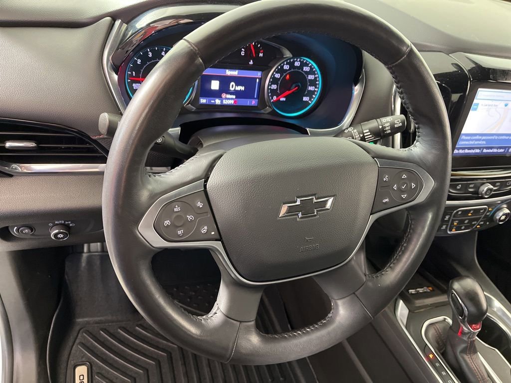 Used 2022 Chevrolet Traverse RS image 30
