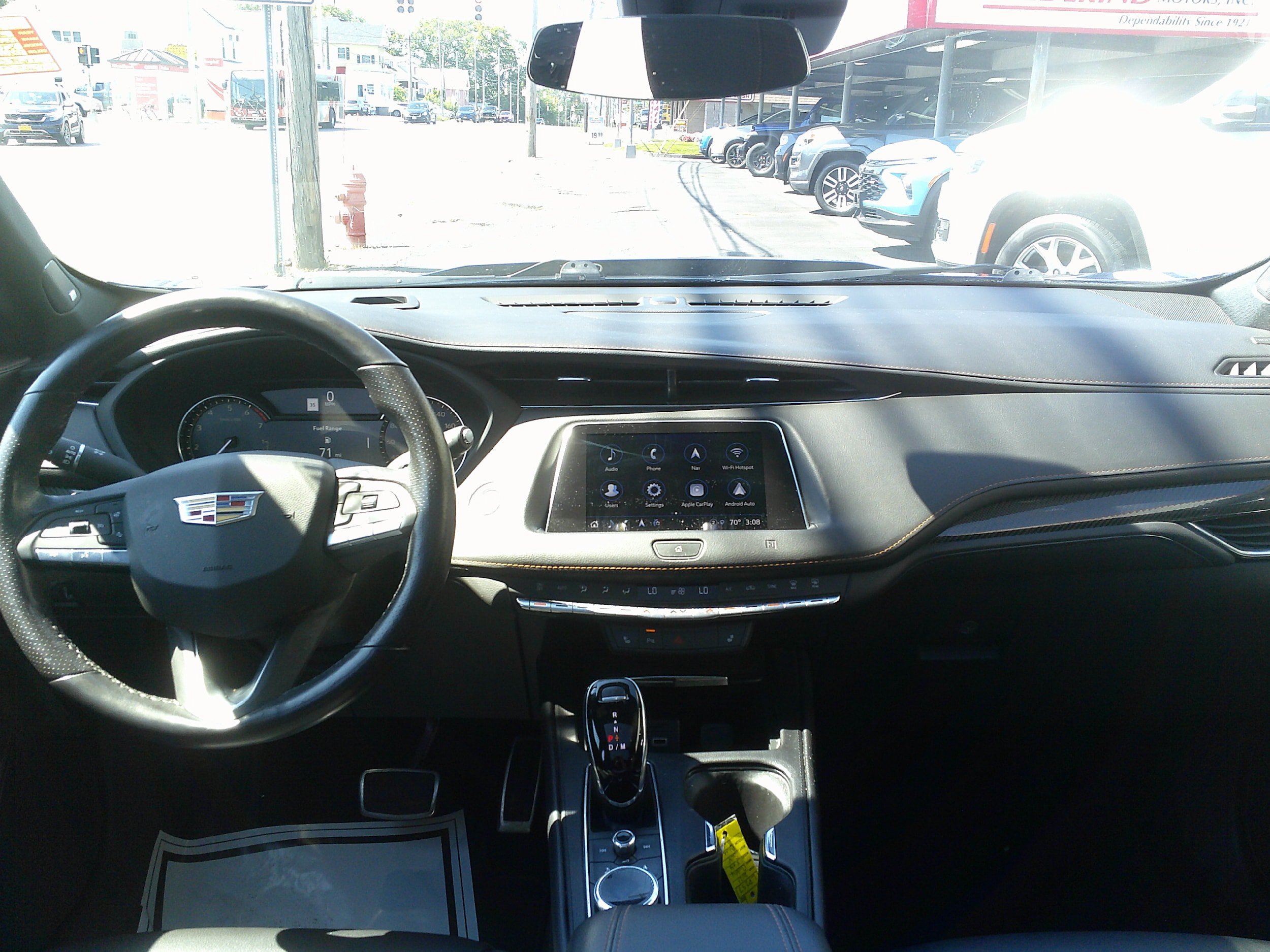 Used 2021 Cadillac XT4 Sport w/ Cold Weather Package AWD/4WD image 22