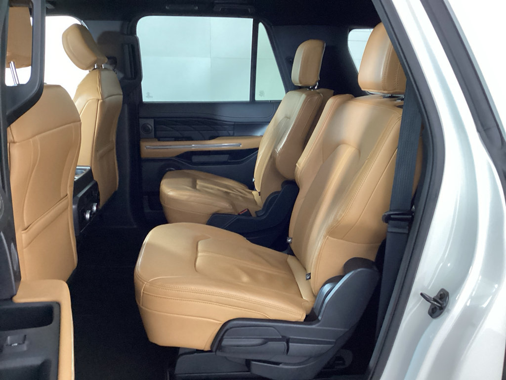 Used 2023 Ford Expedition Max Platinum AWD/4WD image 14