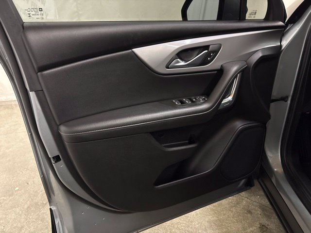 Used 2025 Chevrolet Blazer LT FWD image 31