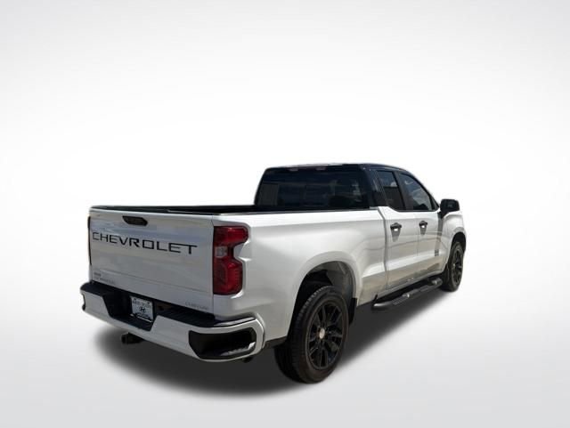 Used 2024 Chevrolet Silverado 1500 Custom RWD image 3