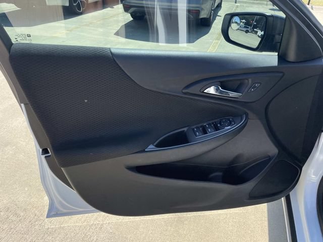 Used 2023 Chevrolet Malibu LS FWD image 11