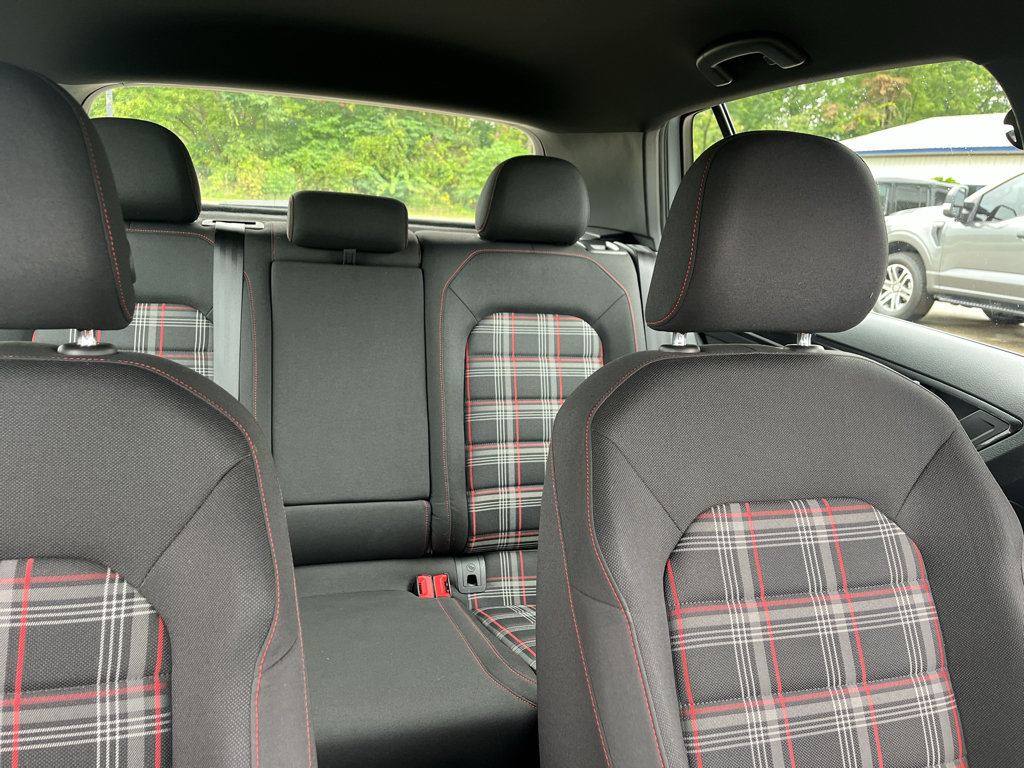 Used 2017 Volkswagen GTI S FWD image 28
