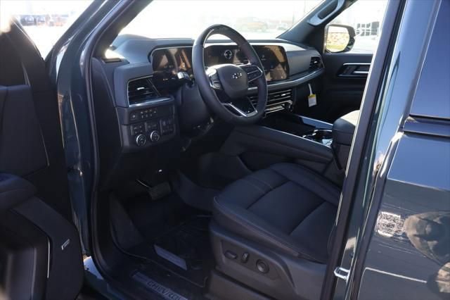 New 2026 Chevrolet Suburban RST image 14