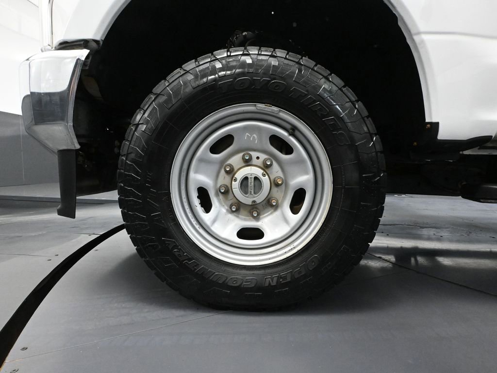 Used 2021 Ford F250 XL w/ Power Equipment Group image 18