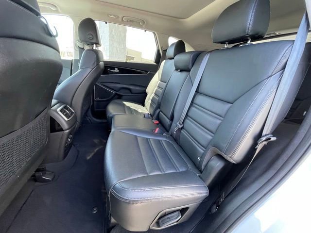 Used 2018 Kia Sorento SX AWD/4WD image 26