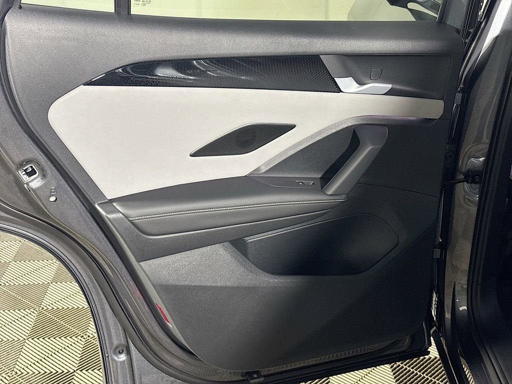 New 2026 Volkswagen Tiguan SE AWD/4WD image 19