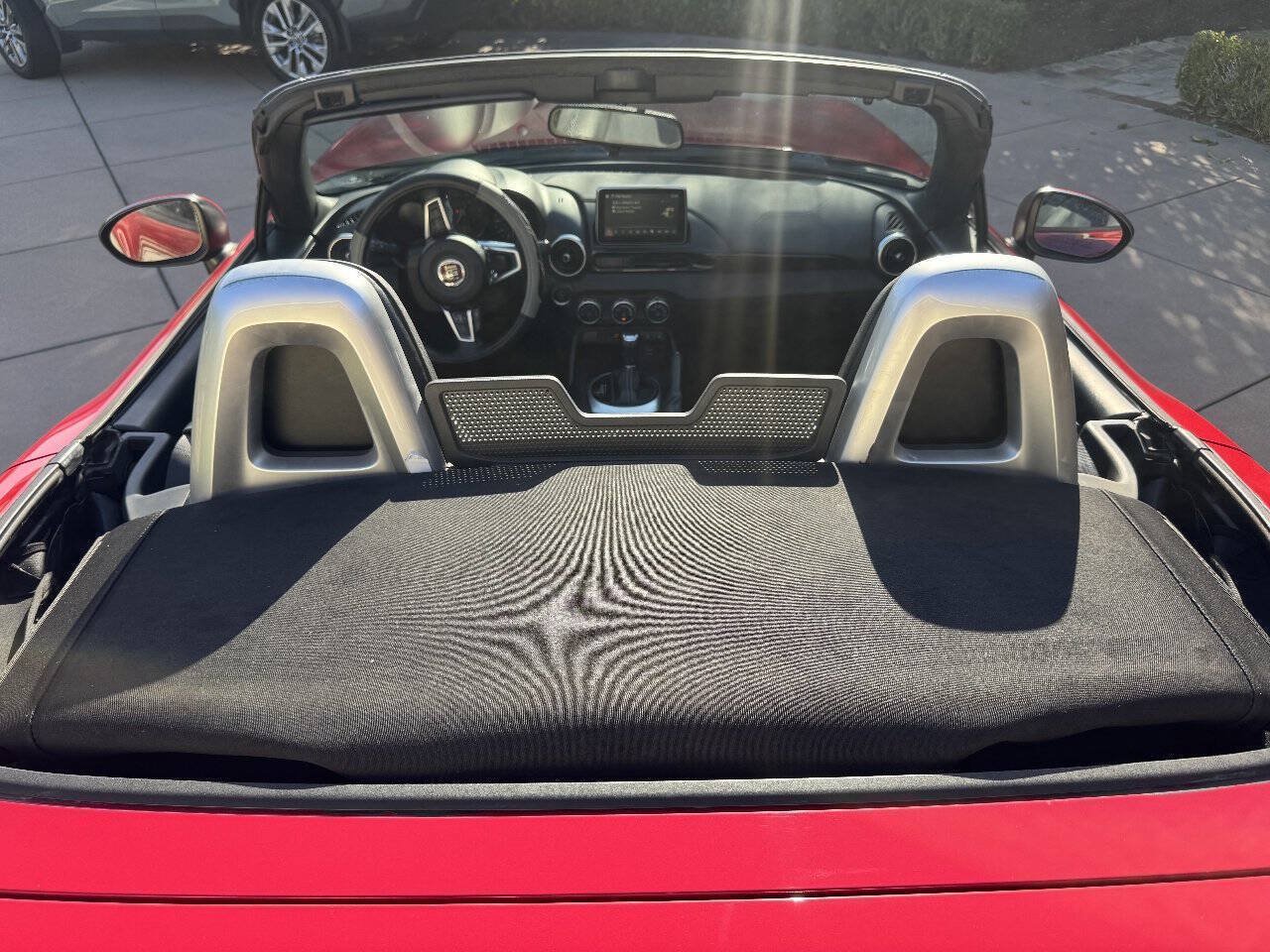 Used 2017 FIAT 124 Spider Lusso RWD image 16